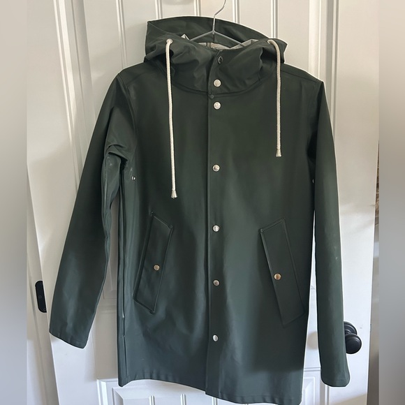 Noah Rainwear Slicker Raincoat - Picture 2 of 9